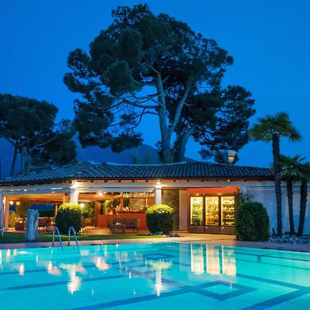 Rosalia Delta 741 Appart hôtel Ascona